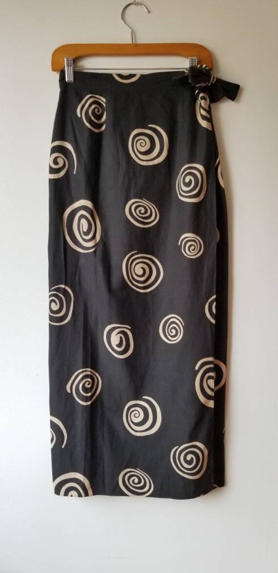Silk Skirt, Silk Sarong, Women vintage Silk Walle