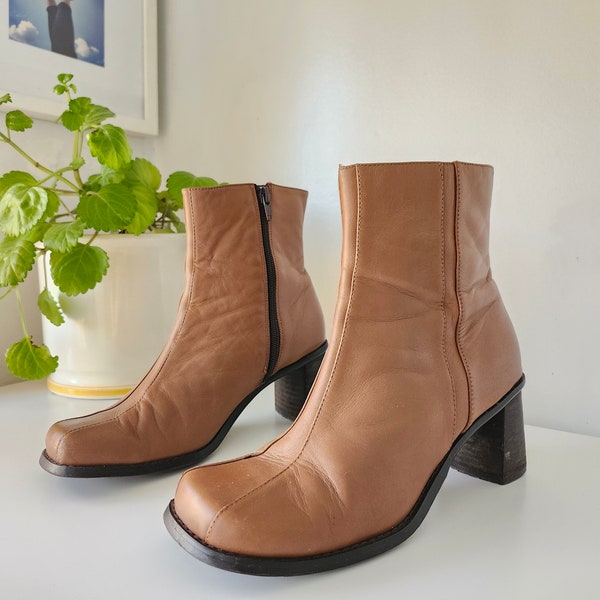 Y2k Leather Boots Square Toe Boots Square Heels Leather Boots Grunge Boho Boots Vintage Leather Zip Up Boots, Light Brown Boots, Size 8