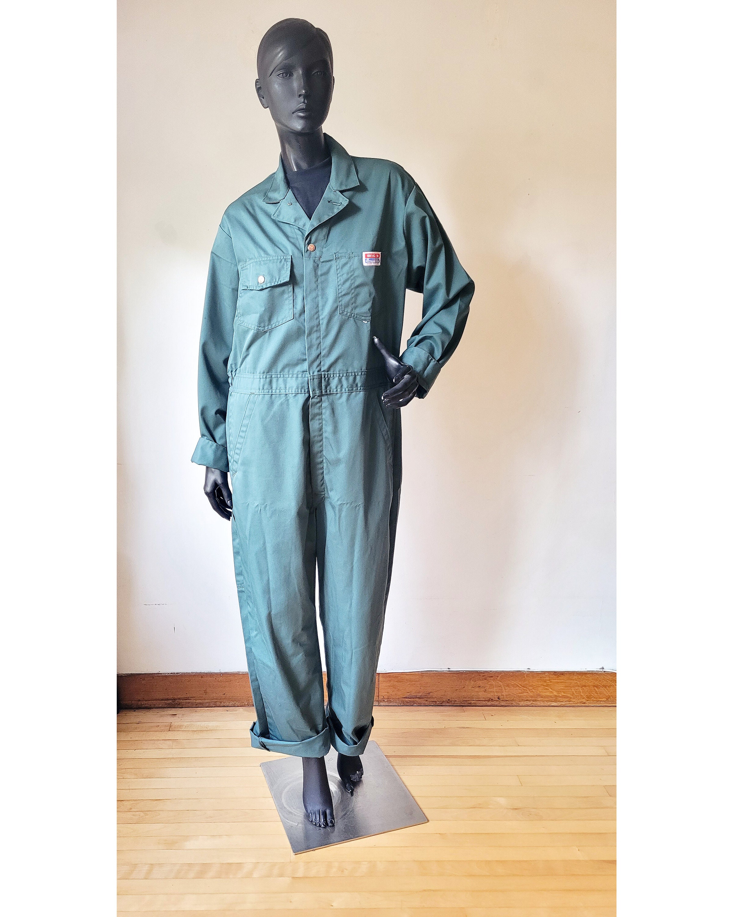 Vintage 1980s US Military Flyer Coverall Jumpsuit / Vintage Coveralls –  LOST BOYS VINTAGE