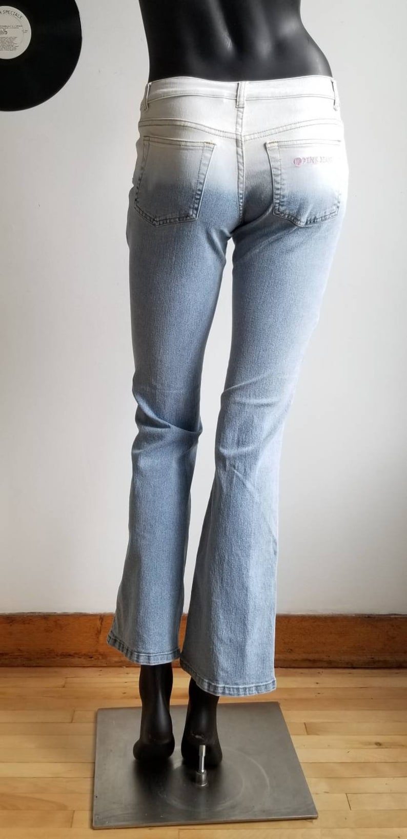 low waisted baggy jeans y2k