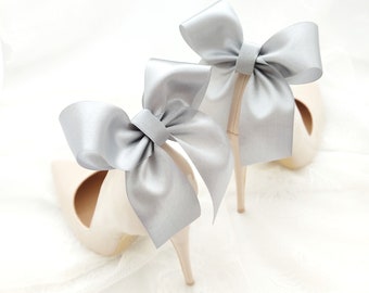 Arcs gris satinés,clips pour chaussures de mariage,décorations de chaussures,arcs en satin,clips de chaussures grises