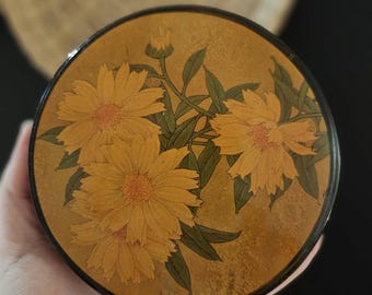 boîte à bijoux ronde vintage en laque florale
