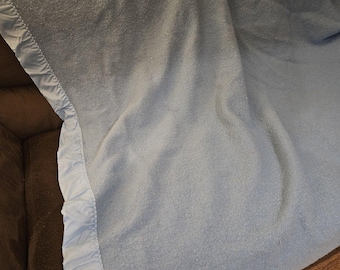 Klasyczny niebieski koc ze 100% dziewiczej wełny – wyprodukowany w Kanadzie – pled z wełny Heritage