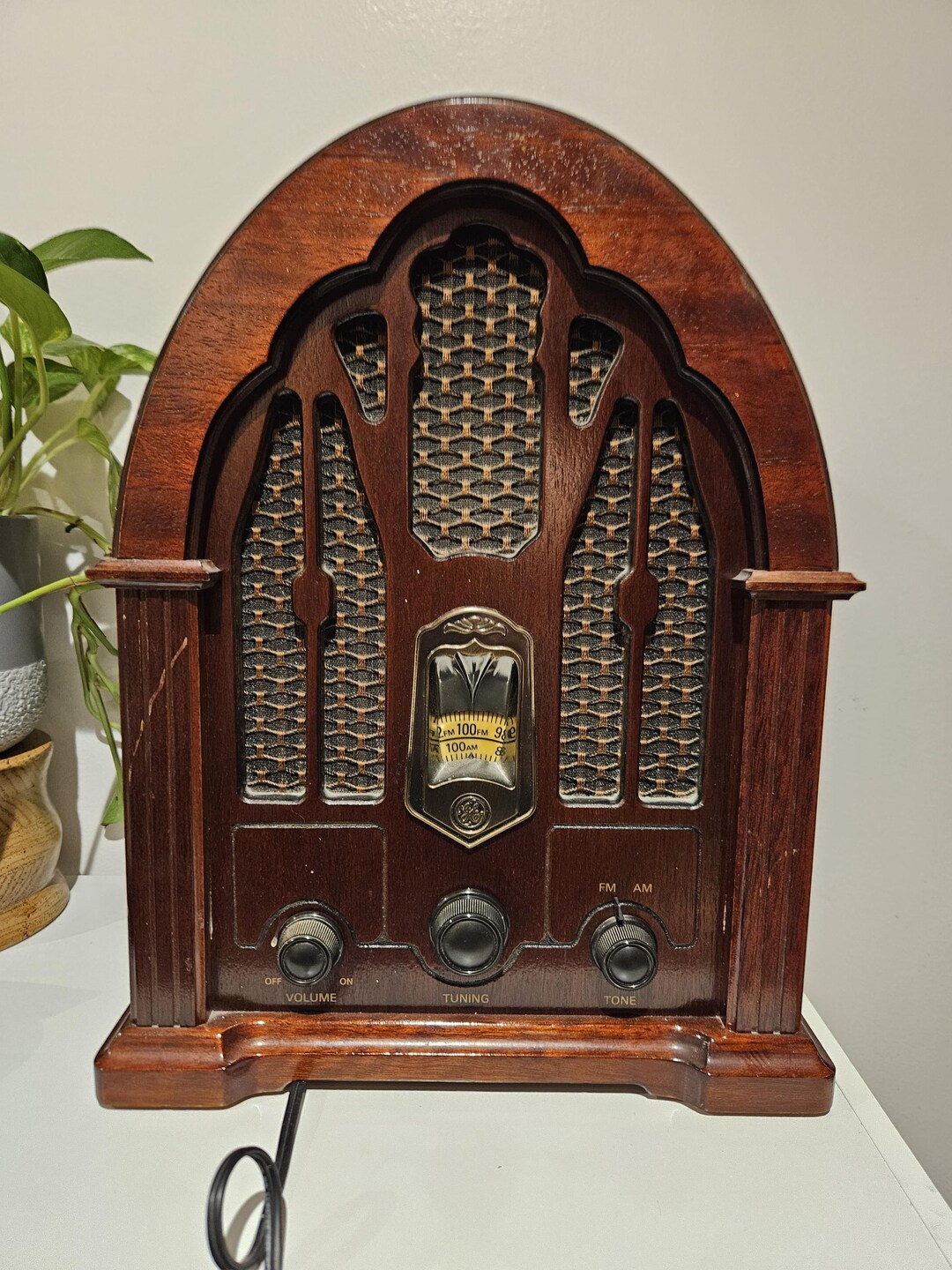 Vintage GE Cathedral AM/FM Radio Model 7-4100JA Reproduction 1930's ...