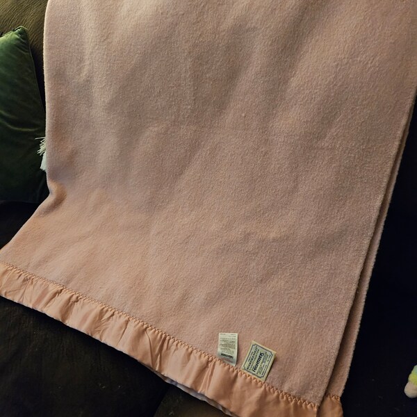 Gorgeous large vintage pink woolen and acrylic Biddeford Mills blanket with satin ribbon