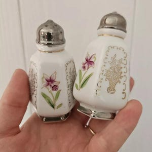 Sweet Pair Of Purple And Gold Floral Salt And Pepper Shakers