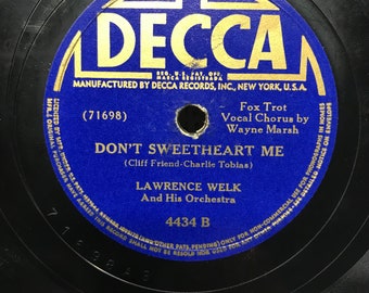Lawrence Welk 78 RPM Record: Mairzy Doats, 1944 Decca Shellac