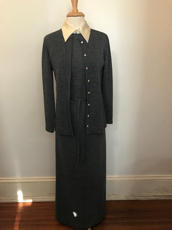 1970s Lord & Taylor sheath dress and jacket 2pc se