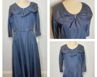 1950s Grey Blue Grosgrain Cocktail Dress with Large Collar, Crystal Pin, Matching Belt B42”