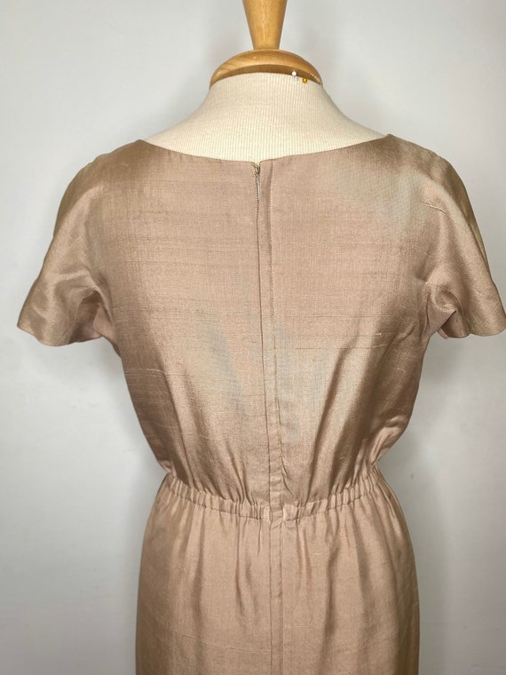 Early 1960s Vintage Tan Raw Silk Dress with Multi… - image 8