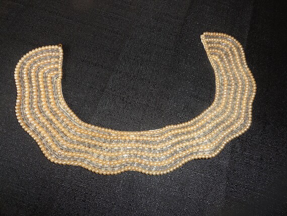 1950's Creme Faux Pearl & Silver Bead Collar - image 2