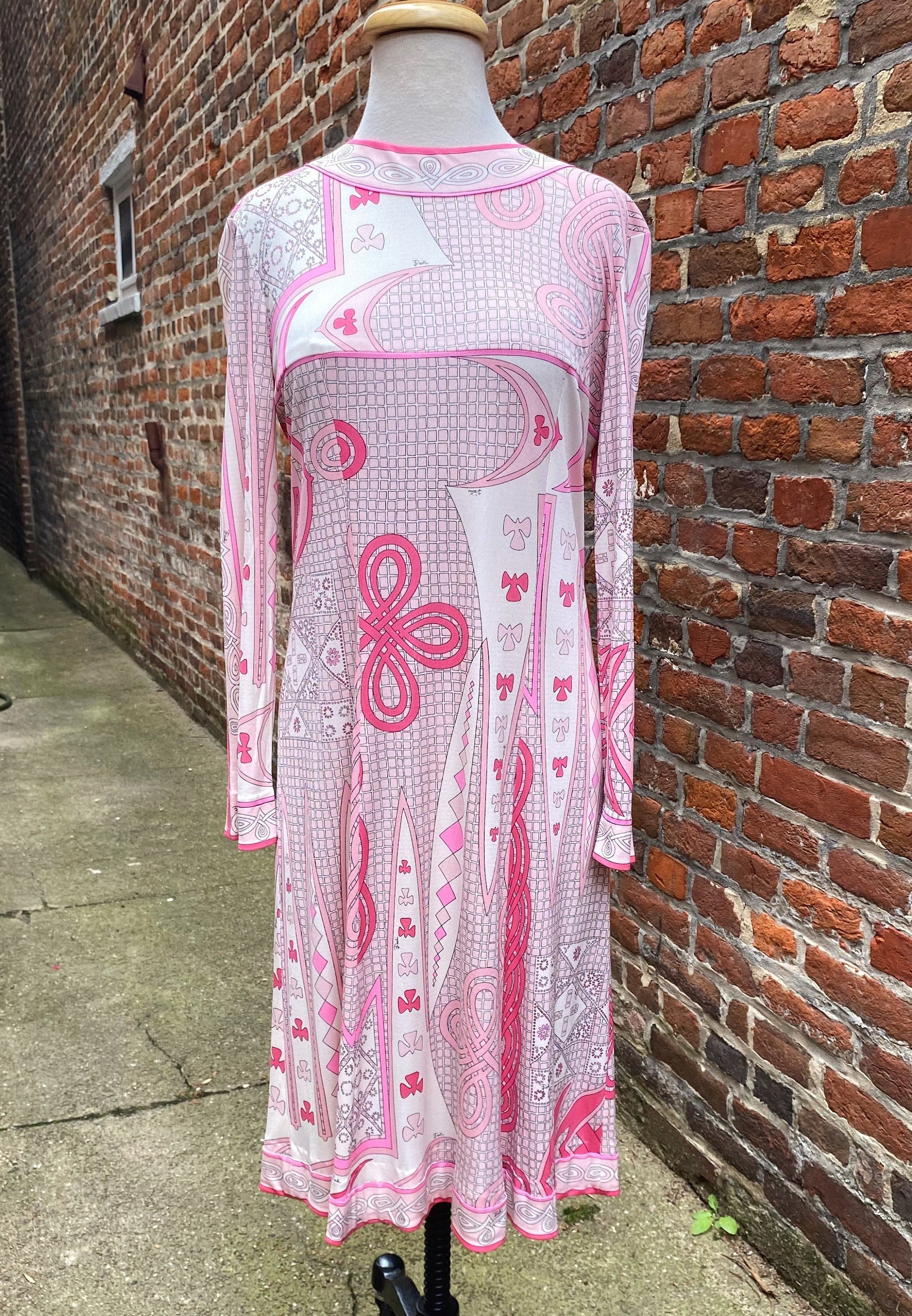Emilio Pucci Vintage Late 1960s- 70s Pink Silk Long Sleeve Dress