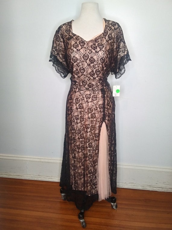 1940-50 Pink Taffeta Lace Dress - image 2