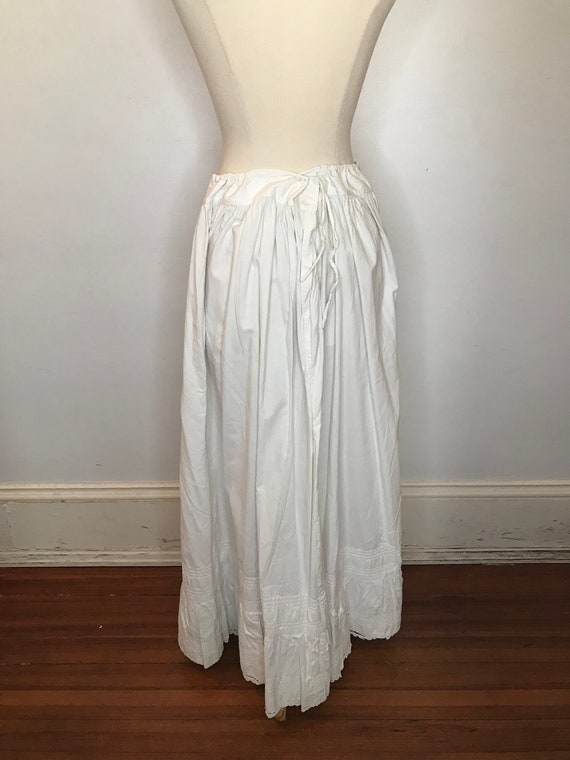 Antique adjustable white petticoat - image 2