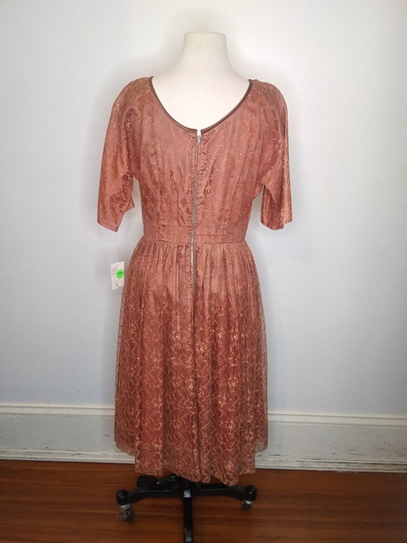 1950’s Peach Brown Lace Dress - image 4