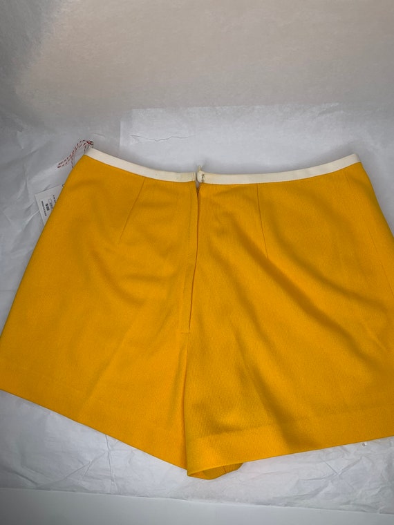 Mr. Mort 1960s 2pc Yellow Polyester Wrap and Hot … - image 5