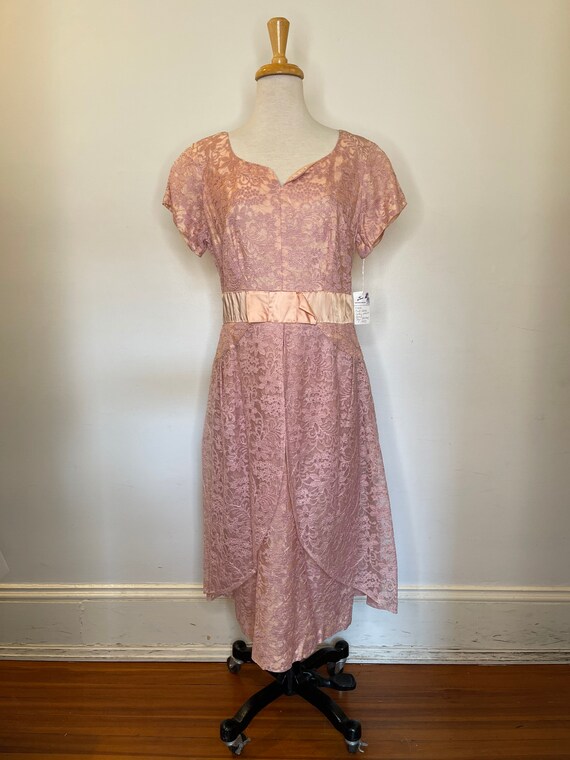 1950s Nikki pink lace dress - image 4