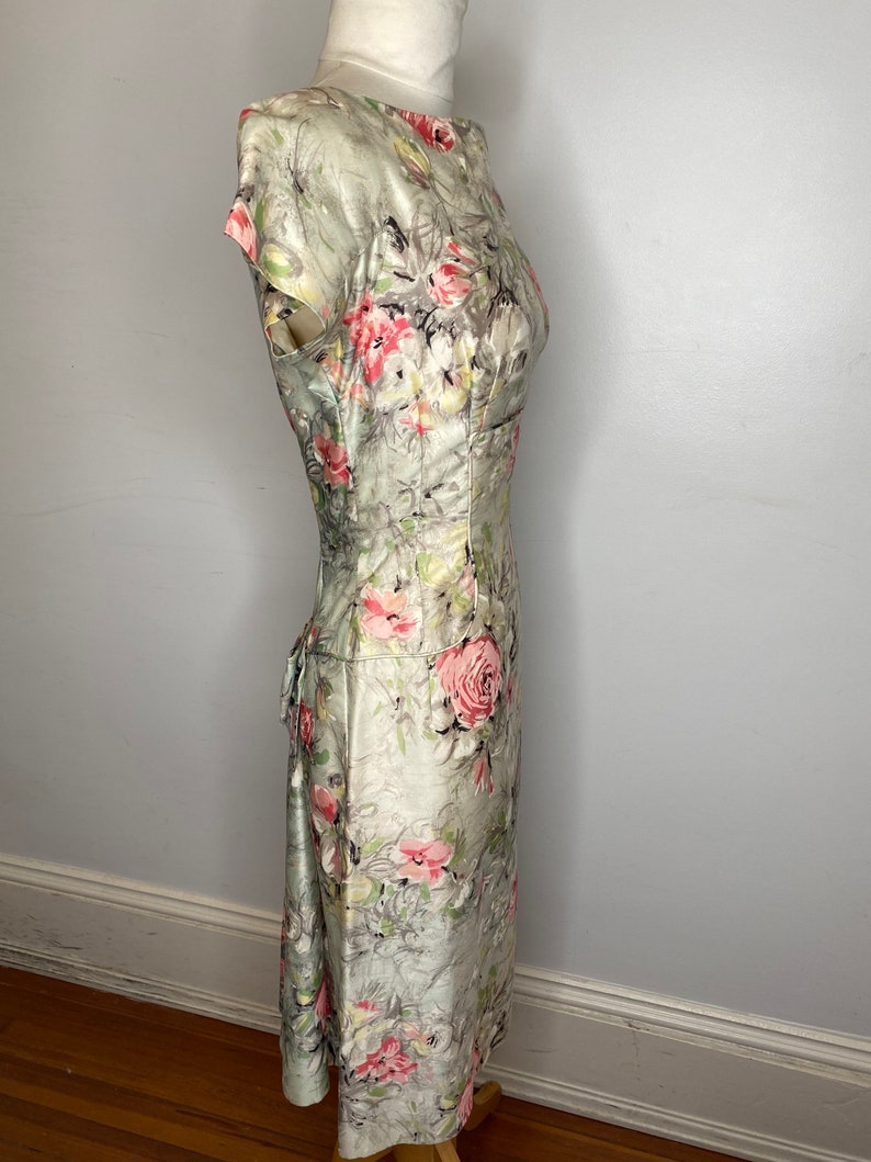 Vintage 1940s Green Floral Print Dress by Kay Dunhill | L/XL