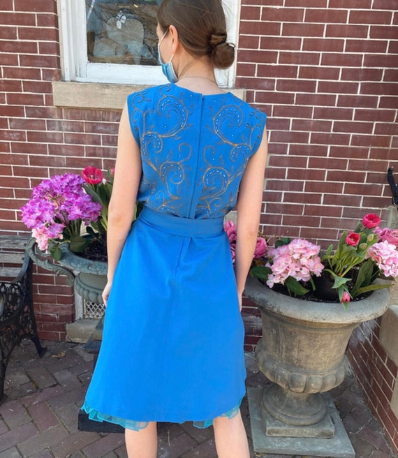 1950s blue embroidered dress - image 3