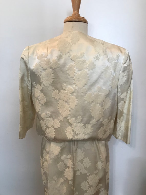 1950 white brocade jacket & dress - image 3