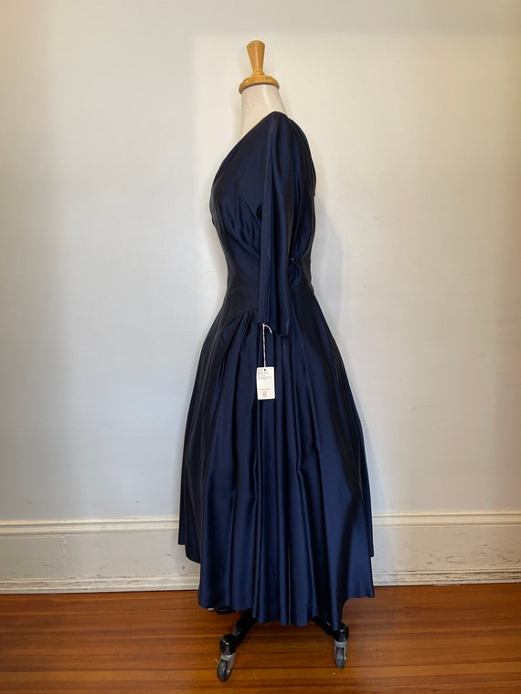 Calbette navy blue dress - image 4