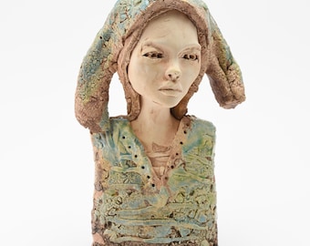 Busto de cerámica, escultura de cerámica, arte cerámico, escultura de arcilla hecha a mano. 28 cm.