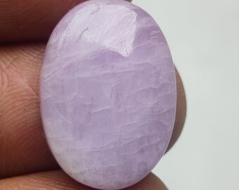 natural gemstone Kunzite Beautiful Stone These stones are used in making jewelry