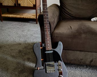 Bobber 1 : Chopped Up Telecaster-Style Guitar