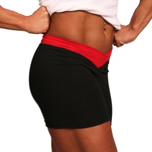 Rot Schwarz Crossover V-Taille Cross Front Shorts