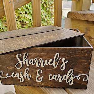 Hölzerne personalisierte Geschenkkartenbox - Kartenbox mit 3D kundenspezifischem Text