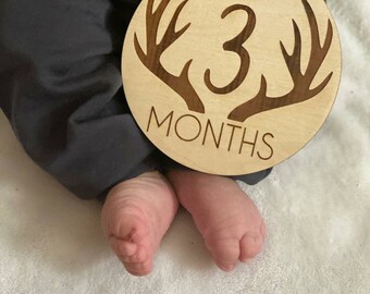 Beautiful Wooden Engraved Milstone Card-Milestone Baby Round