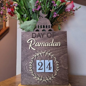 Beautiful Ramadan Calendar Modern Style-Rustic Days till Eid