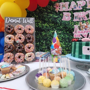 Personalized Donut Wall - Personalized Name, Gold or Silver Text