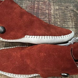 Vintage Pueblo Wildleder Mokassins mit Concho - Taos Wear Damengröße 6,5