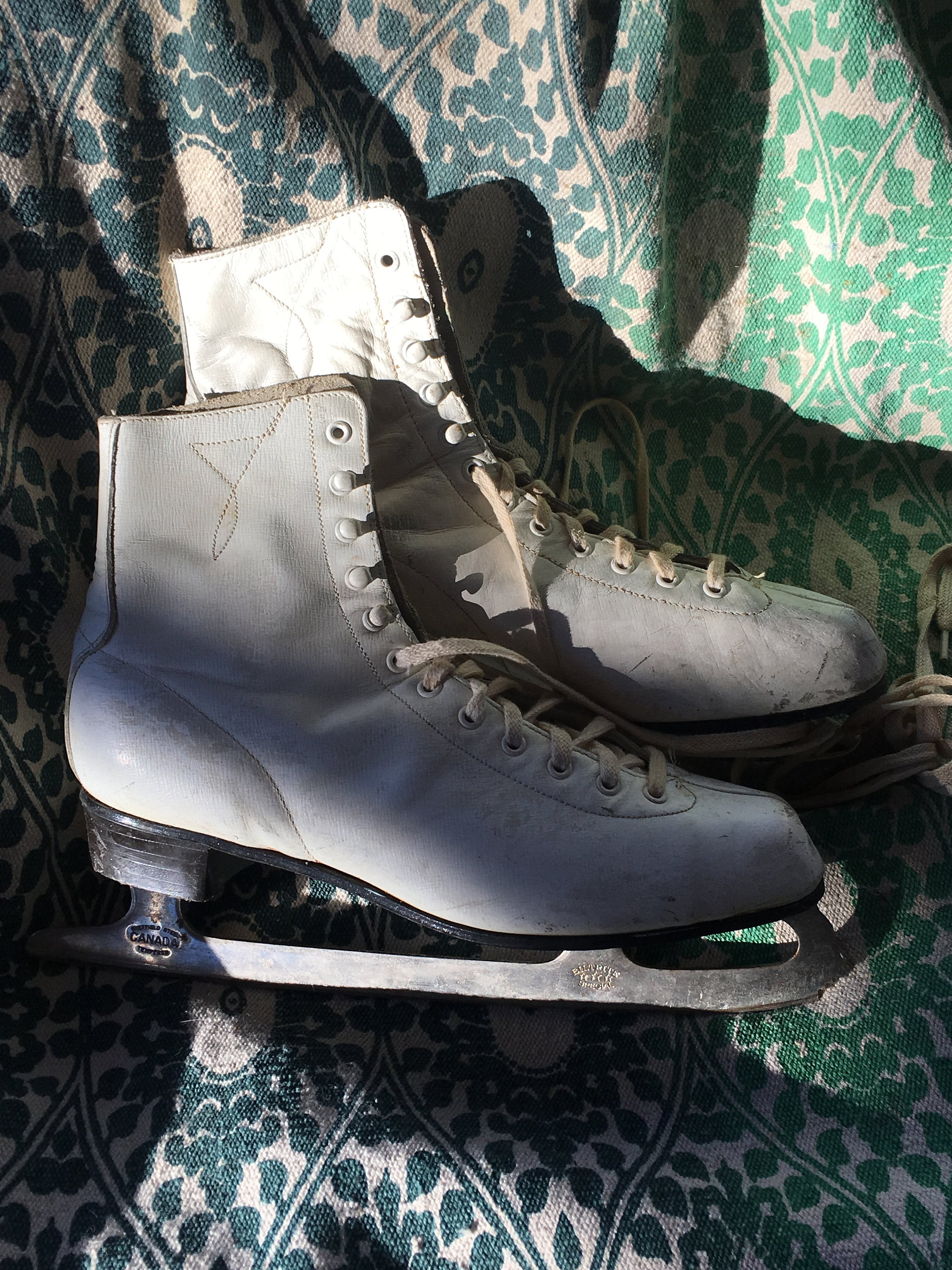 Ice Skating Shoes For Women - White Figure Skates For Girls