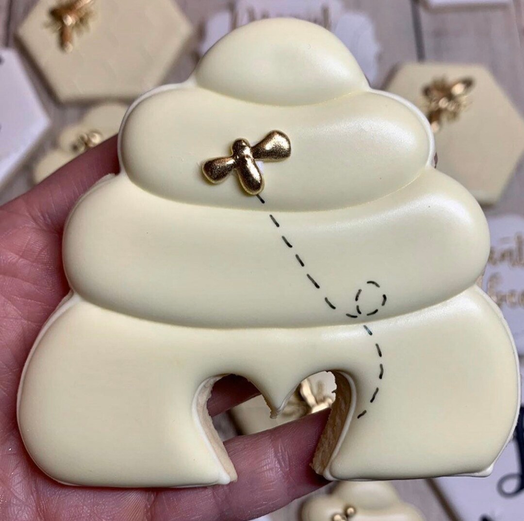 Heart Bee Hive Cookie Cutter - Etsy