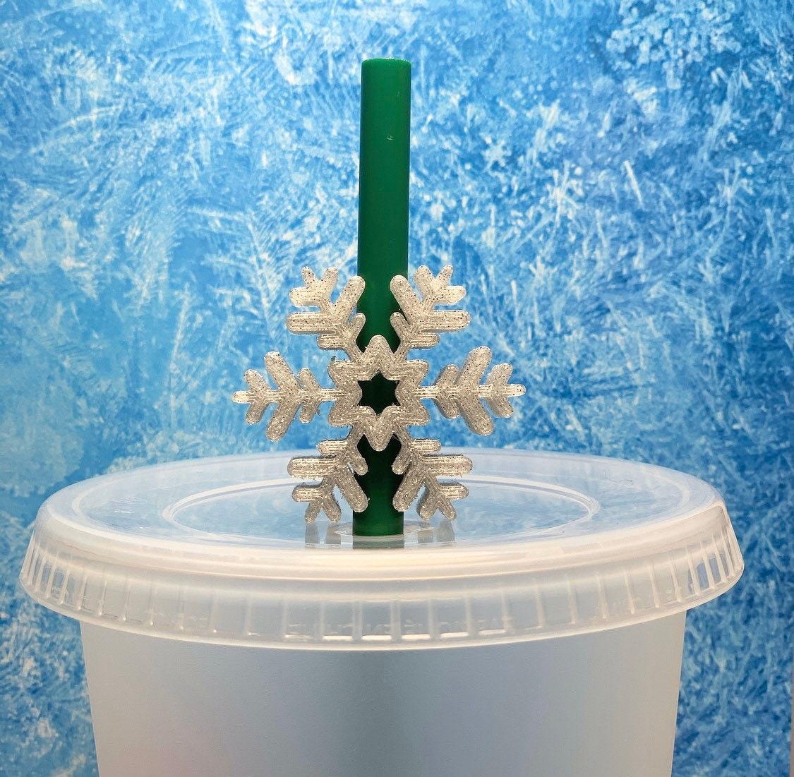 Turquoise with White Snowflakes Paper Straws — STRAWTOPIA