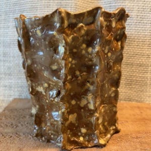 Rustic Handmade Ridge Pot / Planter for Cactus, Succulent, Caudex (42.9)