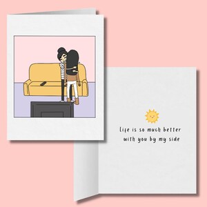 La vie est tellement meilleure avec toi à mes côtés, carte lesbienne romantique, cadeau LGBT, carte d’anniversaire d’anniversaire de Noël WLW, couple lesbien gay câlin