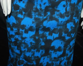 Calaveras Estampado en algodón Jersey de punto Tela 7 oz Camiseta Material Azul y negro