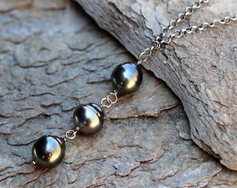 Collana tripla tahitiana a goccia / Perla di Tahiti genuina / Catena in argento sterling ossidato / Minimalista / Artigianale / Artigianale
