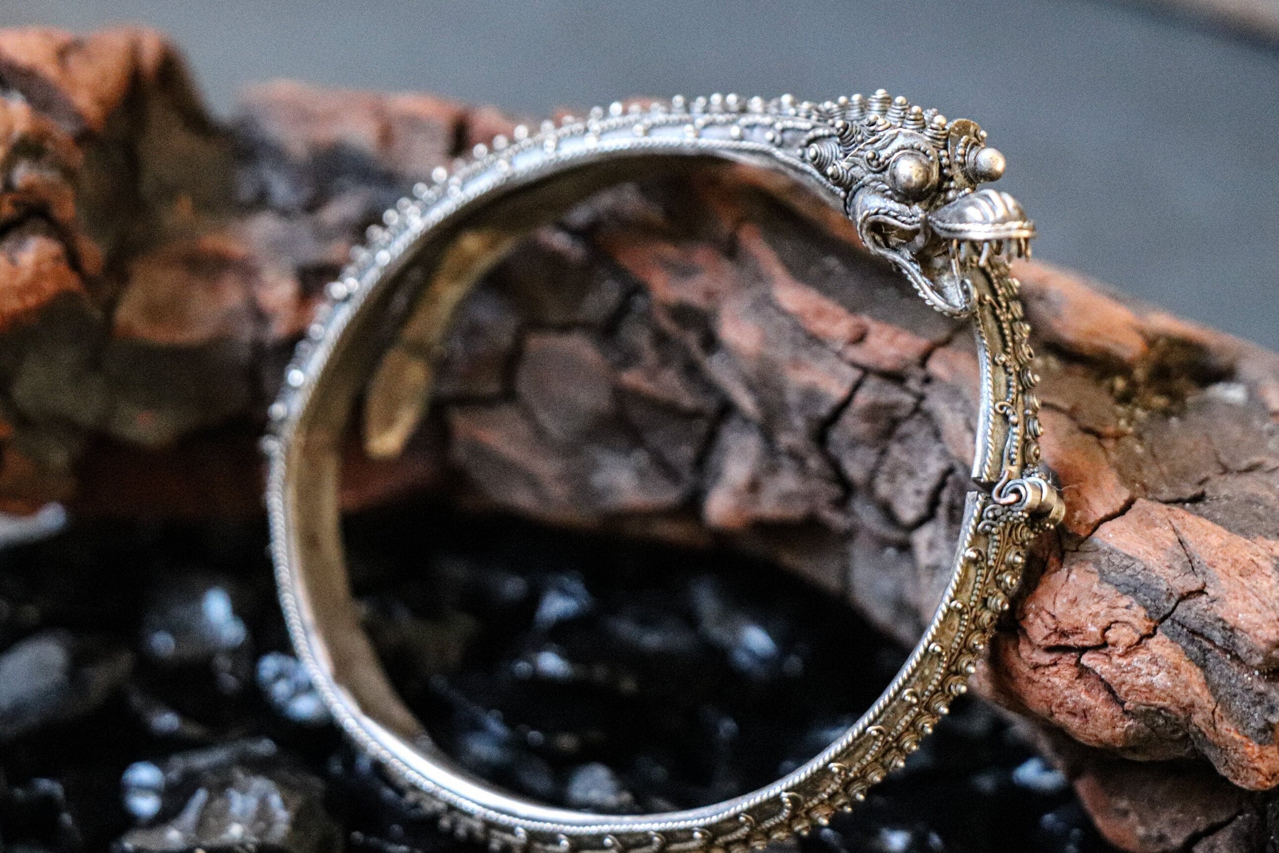 半額 50％OFFの通販 Chinese Strait Antique Silver Century 19th | Bracelet Dragon アクセサリー