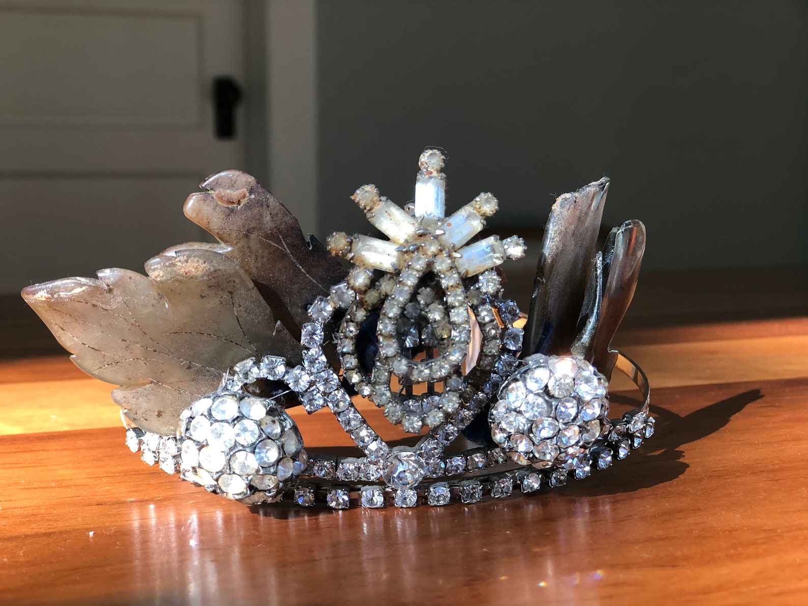 LARISSA TIARA HEADPIECE