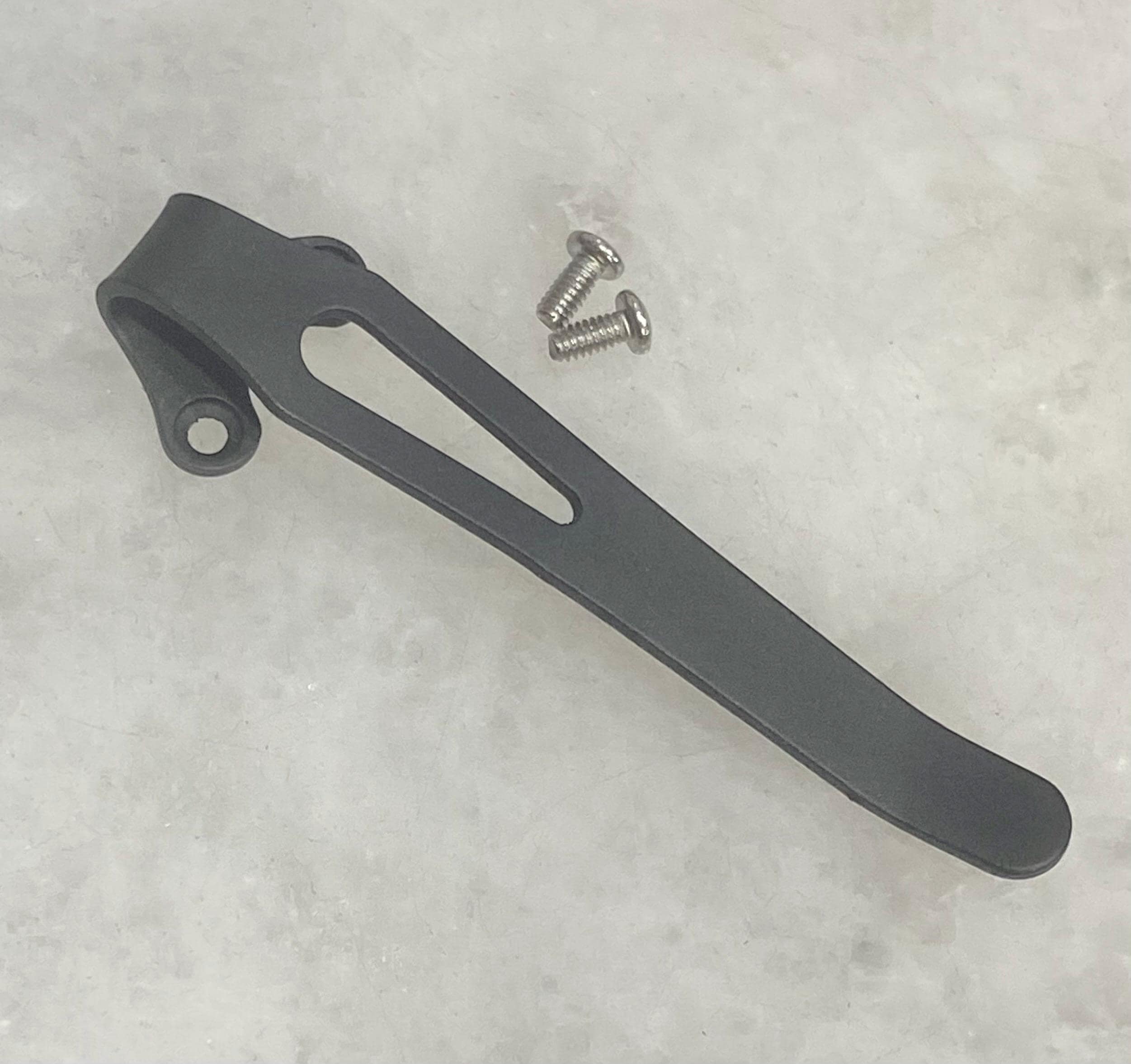 Clip da tasca profonda in titanio nero per torcia Olight Arkfeld UV Arkfeld PRO - Italia