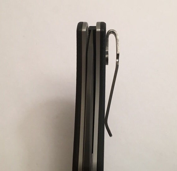Nuevo Clip de bolsillo de transporte profunda de titanio para Spyderco paramilitar 2 punta hacia abajo