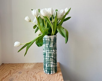 90's French Picnic Vase: Green Plaid