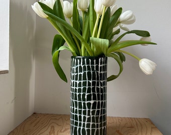 90's French Picnic Vase: Green + White Grid Lines