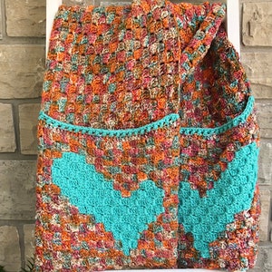 C2C Wonky Heart Pocket Scarf Crochet Pattern, One Piece Pocket Scarf Pattern, Crochet Pocket Shawl, Crochet Pocket Scarf, Scarf Pattern image 4