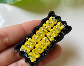 Miniature Khaman Dhokla Fridge Magnet – Handcrafted Indian Snack Replica | Tiny Street Food Art Collectible | Mini Clay Food Magnet