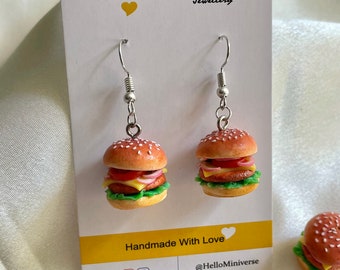 Orecchini a forma di hamburger in miniatura - Gioielli a forma di cibo in miniatura, Orecchini a forma di cibo, Gioielli a forma di cibo, Orecchini pendenti a forma di hamburger, Orecchini a forma di cibo in miniatura in argilla